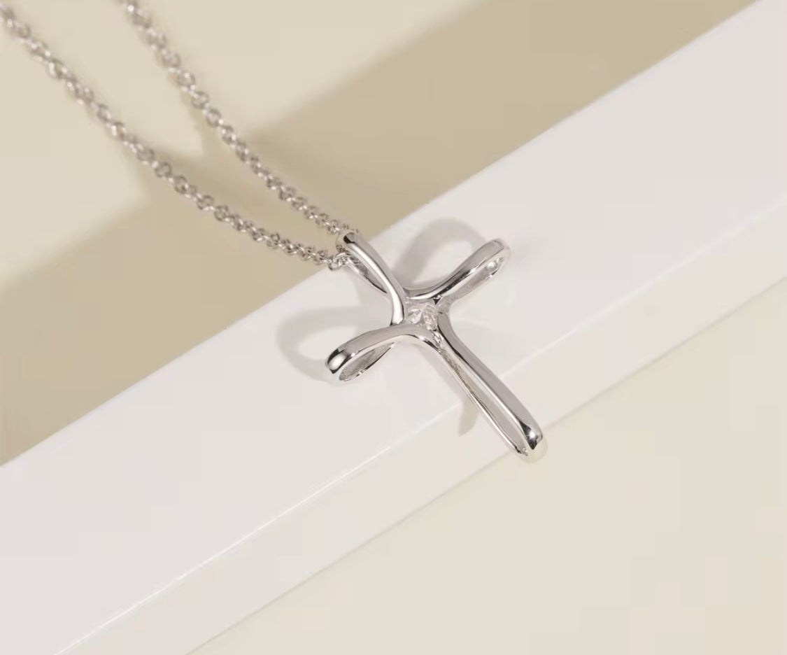 S925 Moissanite Stone Modern Sculpted Cross Pendant