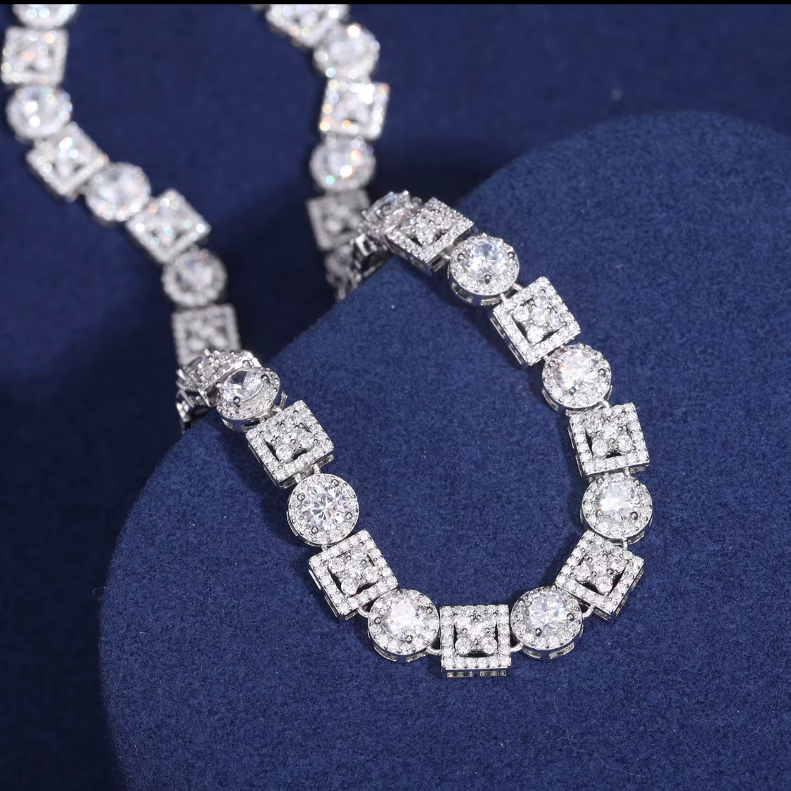 8mm S925 VVS Moissanite Halo Four LeafClover Tennis Chain