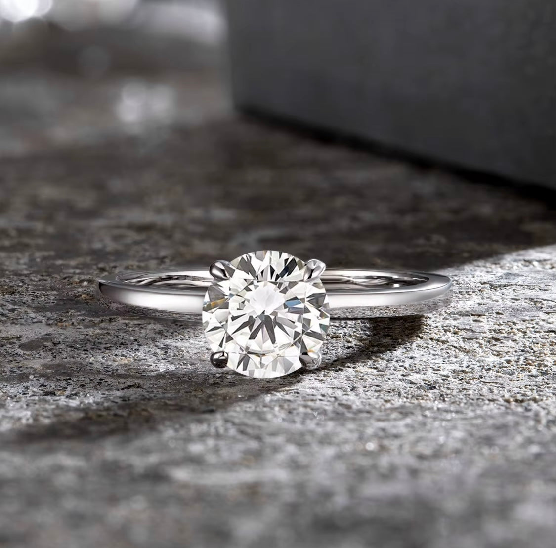 Round Cut 1.5ct Moissanite Ring