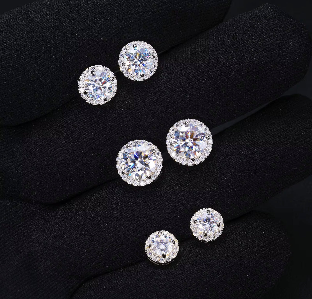 Brilliant Cut VVS 1 Moissanite Stud Earrings