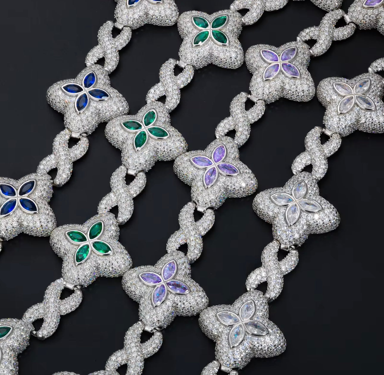 White Gold Moissanite Four Leaf Clover Bracelet