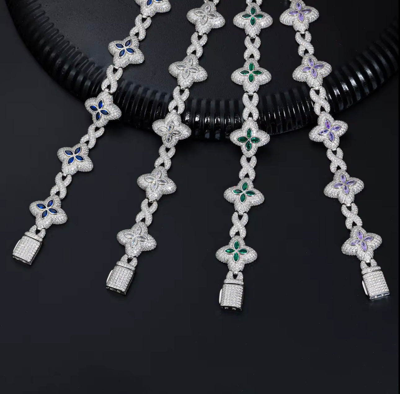 White Gold Moissanite Four Leaf Clover Bracelet