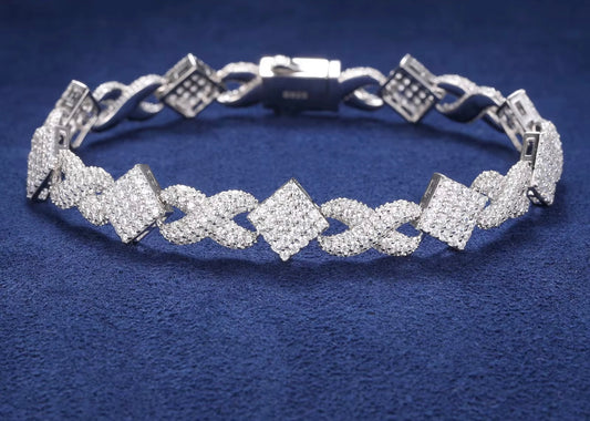 VVS Moissanite Square Infinity Link
