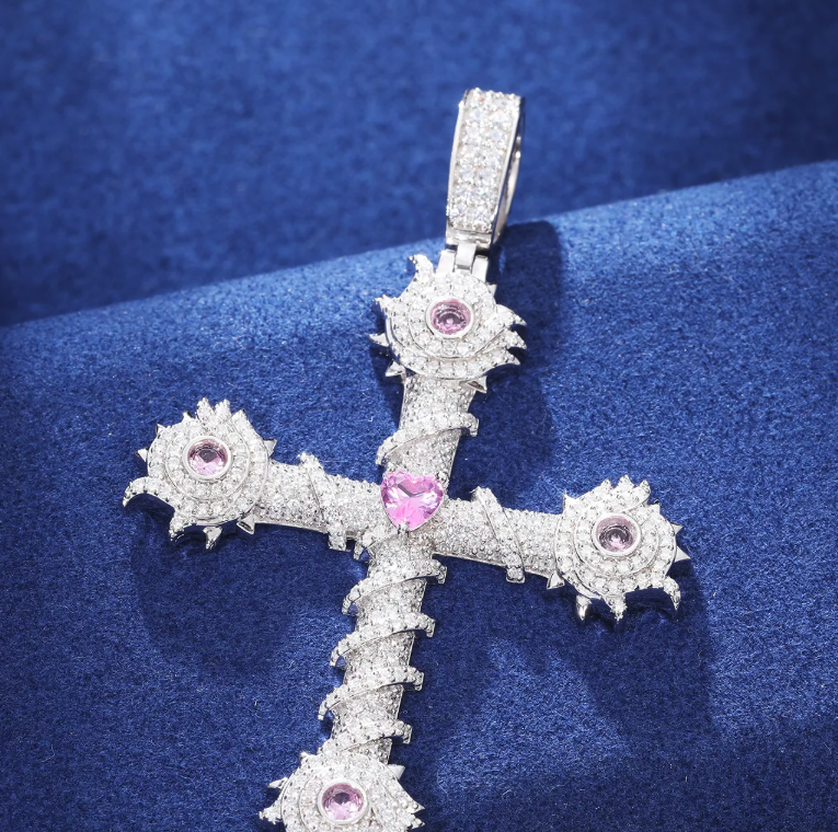 Moissanite VVS1 Thorns Cross Pendant White Gold